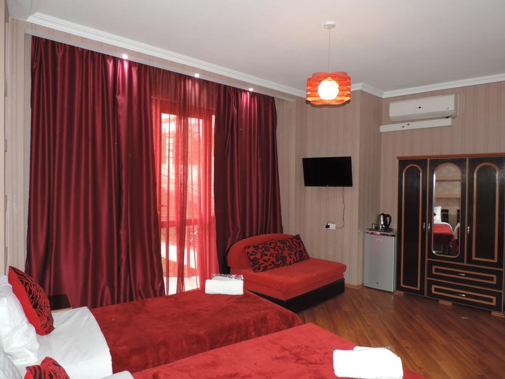 Begi Hotel Tbilisi Buitenkant foto
