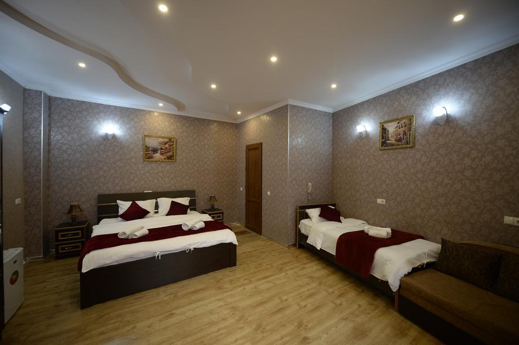 Begi Hotel Tbilisi Kamer foto