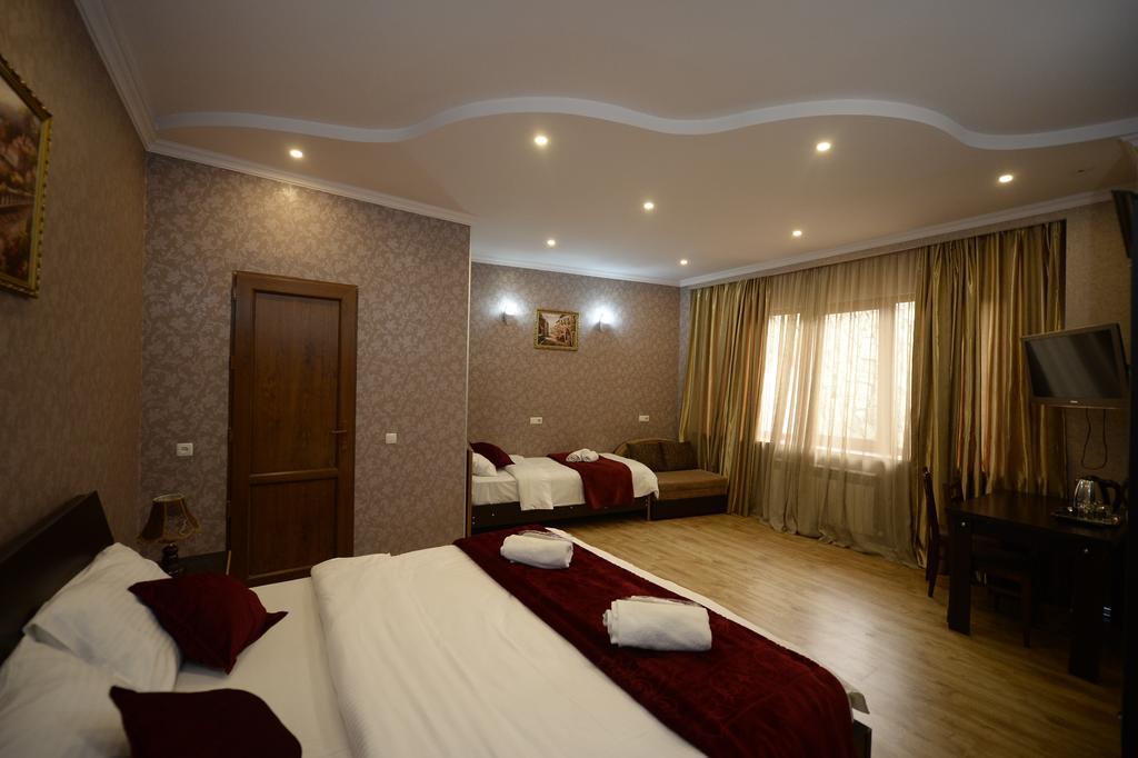 Begi Hotel Tbilisi Kamer foto