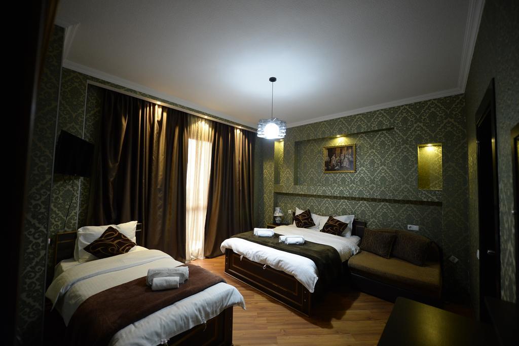 Begi Hotel Tbilisi Buitenkant foto