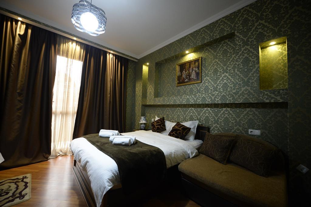 Begi Hotel Tbilisi Buitenkant foto