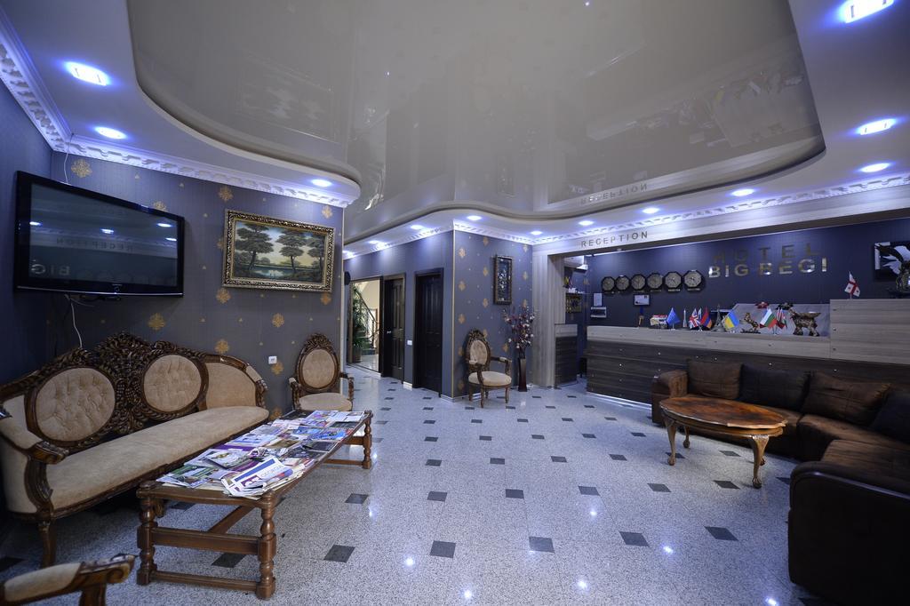 Begi Hotel Tbilisi Buitenkant foto