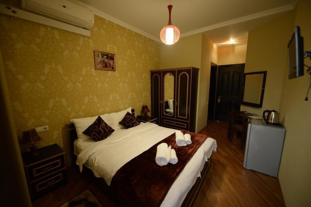 Begi Hotel Tbilisi Buitenkant foto