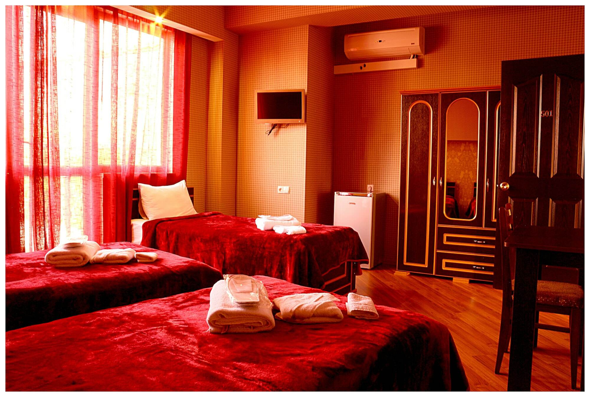 Begi Hotel Tbilisi Buitenkant foto