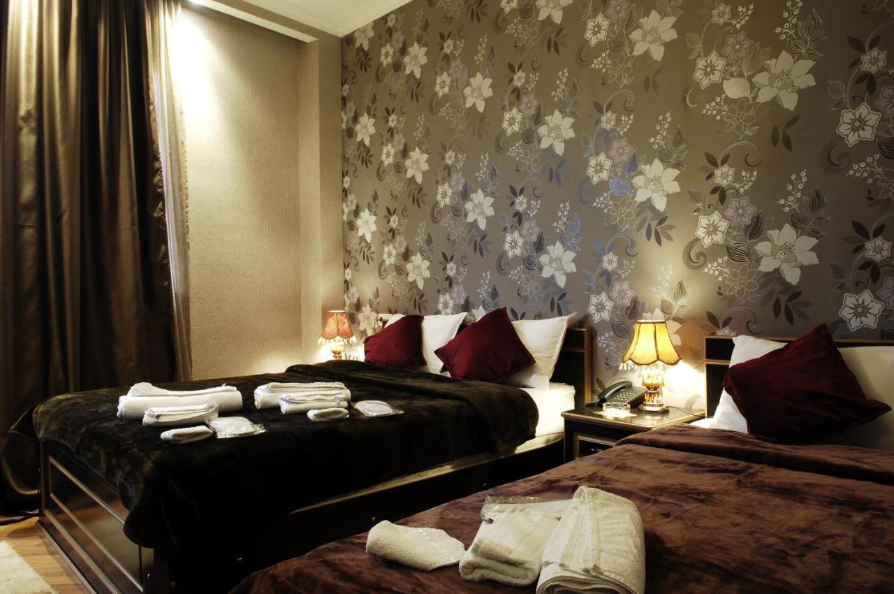 Begi Hotel Tbilisi Buitenkant foto