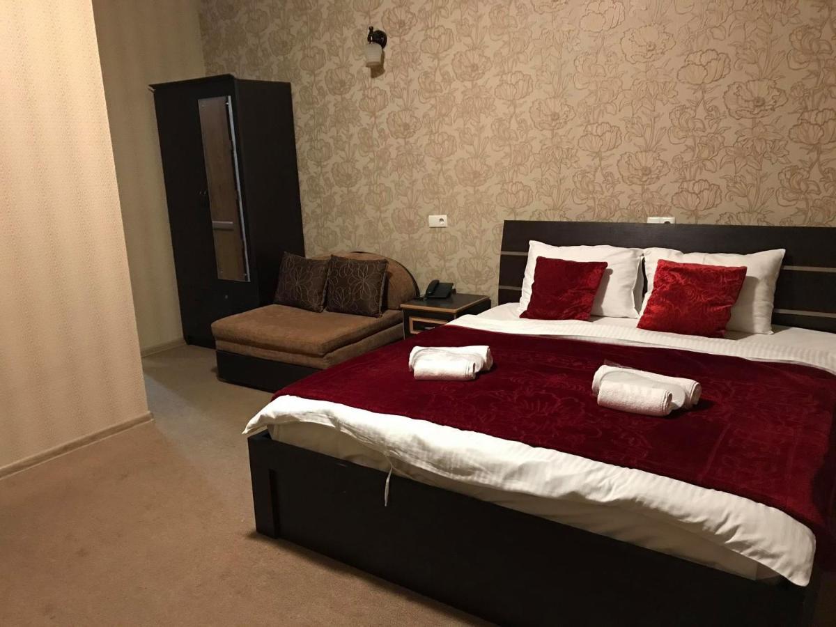 Begi Hotel Tbilisi Buitenkant foto