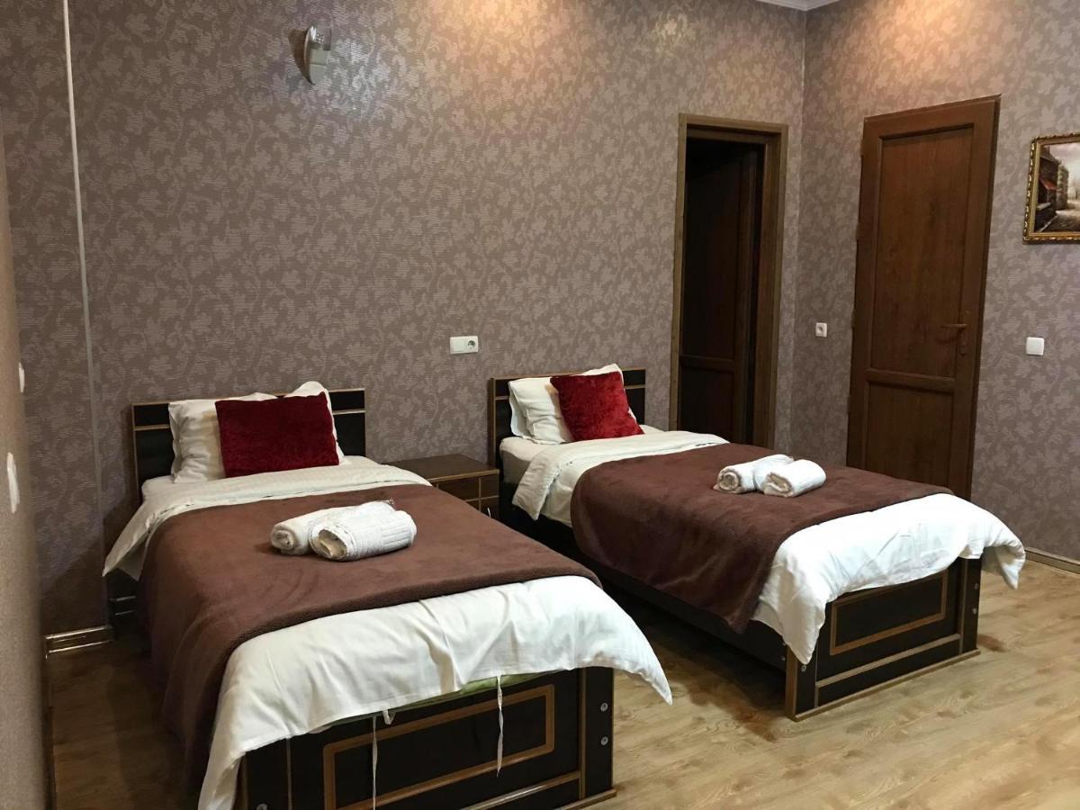 Begi Hotel Tbilisi Buitenkant foto