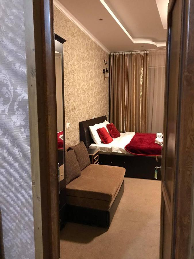 Begi Hotel Tbilisi Buitenkant foto